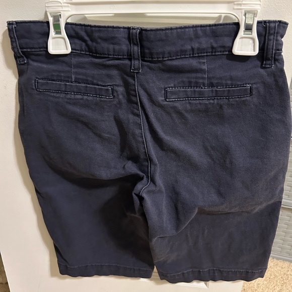 Old Navy Boy’s Khaki Shorts Size 12 Bermuda Dark School Uniform Blue 26” Waist - Picture 2 of 4